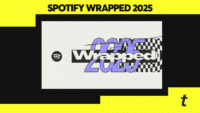 U góry napis "Spotufy Wrapped 2025", a na dole grafika tegorocznego Spotify Wrapped. U góry i na dole żółte paski i w rogu litera t.